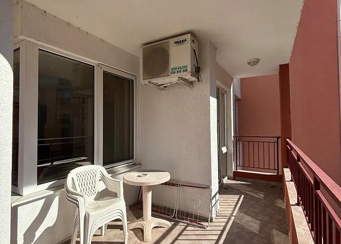 Privilege First Line Sea アパート